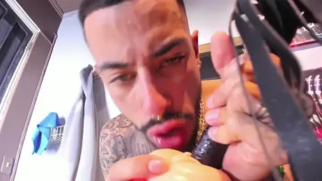 VinzenzRizzo webcam model stream image