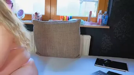 SherryOutdoor1 webcam model stream image