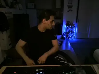 mihaimichael webcam model stream image