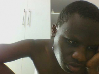 Petitegoddess webcam model stream image