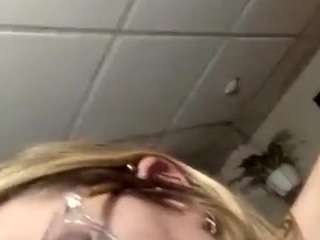 suziieq23 webcam model stream image