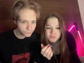 titsDestroy2007 webcam bongacams model stream image