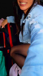 fragile7883 webcam model stream image