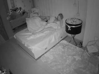 voyeurcam-casa-salsa-bedroom-2 webcam model stream image
