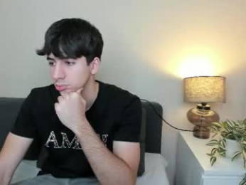 hotflirtyfella webcam model stream image