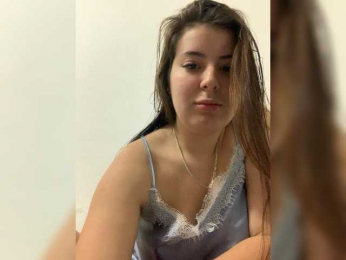 MiraCastellon webcam bongacams model stream image