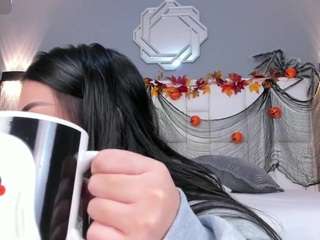 emma-kitty webcam model stream image