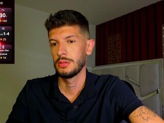 Maxx Cooper webcam model stream image