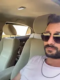 TolgaSert34 webcam model stream image