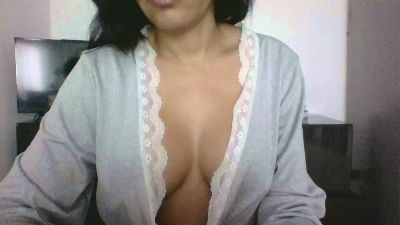 Saraaa96 webcam model stream image