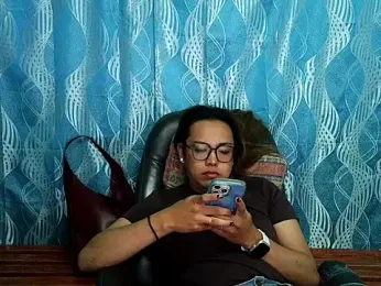 Your_PrettyGirlxxx webcam model stream image