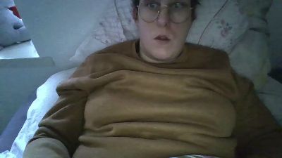 OiseauNoir88 webcam model stream image