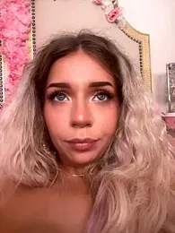 maddisonblush webcam model stream image