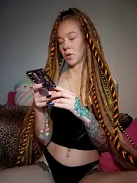 LucidLucy webcam model stream image