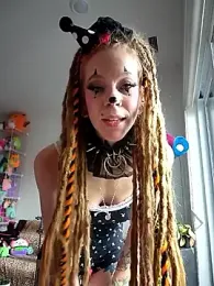 LucidLucy webcam stripchat model stream image