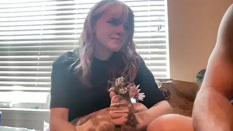 roxxinefox webcam model stream image