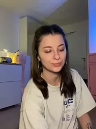 Mia-Minou webcam model stream image