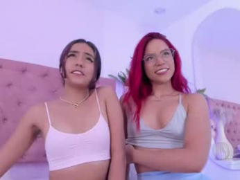 emilyy_bank webcam model stream image