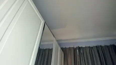 LavenderMitten webcam model stream image