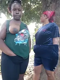 Broan_me webcam model stream image