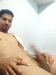 Sweetfucker_ webcam model stream image