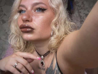 pretttyalice webcam model stream image