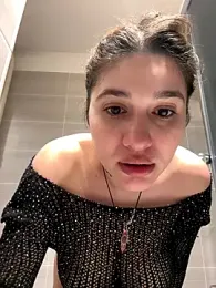 IrisBlues webcam stripchat model stream image