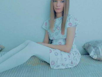 YourCaramel webcam model stream image