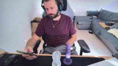 moi92160 webcam model stream image