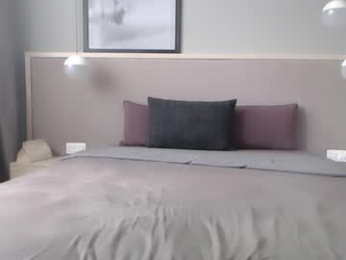 shy_schoolgirl_ webcam model stream image