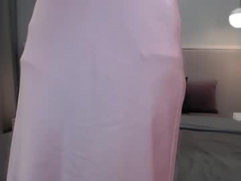 shy_schoolgirl_ webcam model stream image