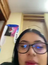 alissonfernandez_ webcam model stream image