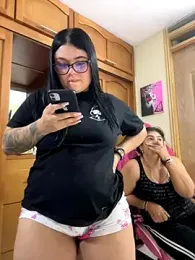 alissonfernandez_ webcam model stream image