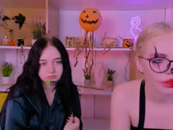 miki_ti webcam chaturbate model stream image