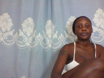 Prettydarksin webcam bongacams model stream image