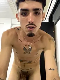 NikoStone_ webcam model stream image