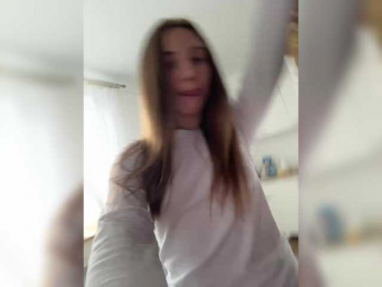 RedElf webcam model stream image