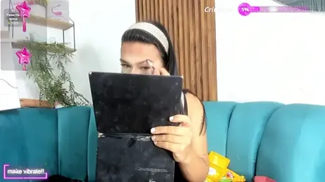 yossi_peach_cute webcam model stream image