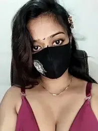 Tapur- webcam model stream image