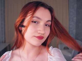 lupitafraker webcam model stream image