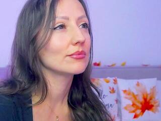 Alexia Cage webcam model stream image