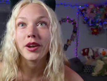 lilfknsquirt webcam model stream image