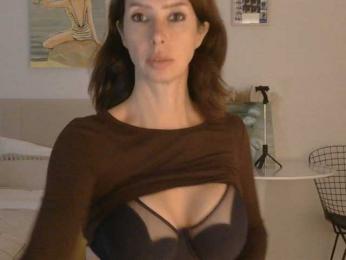 WhiteQueen888 webcam model stream image
