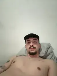 NovinnGB webcam model stream image