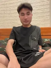 Hoanganhdayroii webcam model stream image