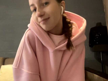 DeberaWarsham webcam model stream image