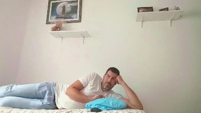 _BruceStrong_ webcam model stream image