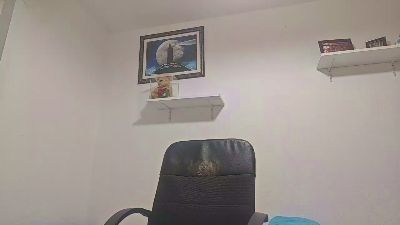 _BruceStrong_ webcam model stream image