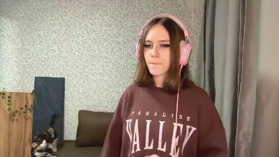 ShainaFraile webcam model stream image