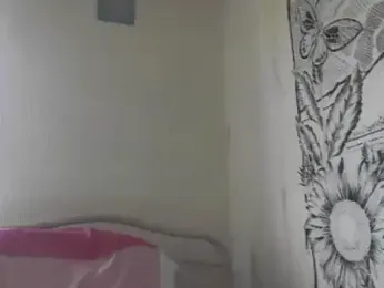 CamilaCherryX webcam model stream image